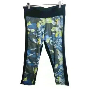 Adidas climalite women's cropped athletic leggings size medium